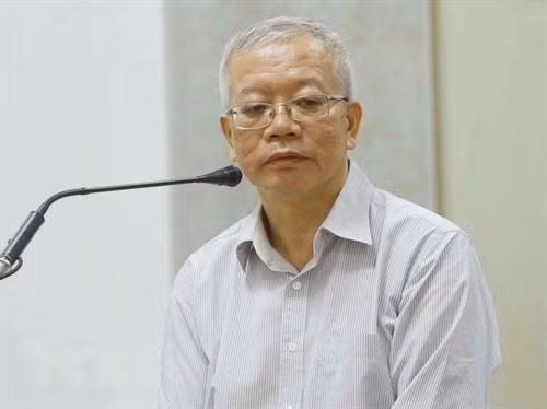 被告人陈中志孝 图自越通社