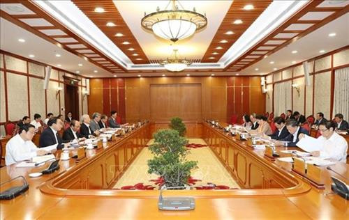 会议全景。图自越通社 会议全景。图自越通社