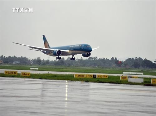 第四号台风“贝碧嘉”来袭 多家航空公司调整航班 图自越通社