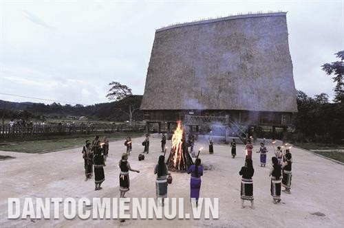 勒曼族的龙屋。