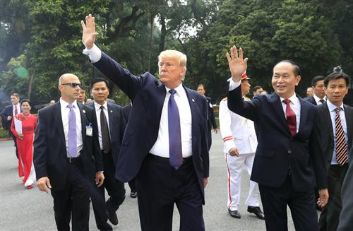 越南国家主席陈大光和美国总统特朗普。（图片来源：越通社）