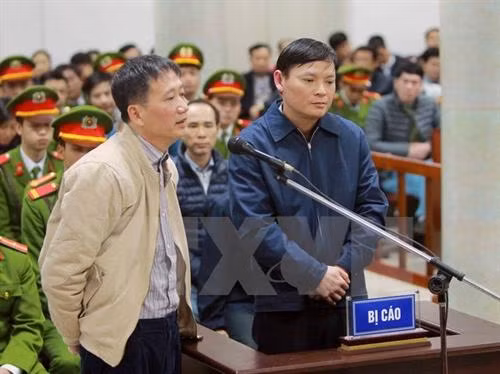 郑春青（左）和阮英明。（图片来源：越通社）