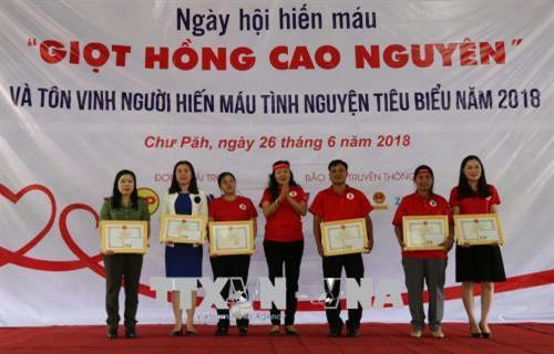 “高原红色献血”节在嘉莱省举行。(图片来源:越通社) “高原红色献血”节在嘉莱省举行。(图片来源:越通社)