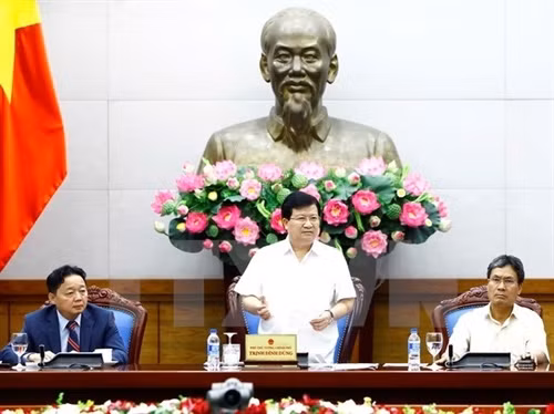 越南政府副总理郑廷勇在会议上发表讲话（图片来源：越通社）