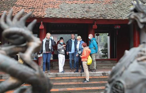 2月6日，河内市文庙-国子监遗迹区恢复对游客开放。图自越通社