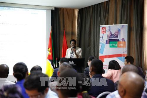 2017年越南与莫桑比克企业见面会场景。(图片来源:越通社) 2017年越南与莫桑比克企业见面会场景。(图片来源:越通社)