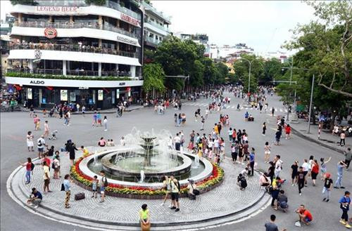 河内还剑湖地区步行空间。图自越通社