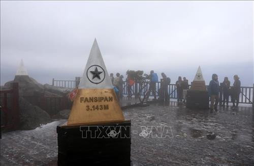 老街省,沙坝县,番西邦峰,降雪天气,老街省水文气象台经理刘明海 老街省,沙坝县,番西邦峰,降雪天气,老街省水文气象台经理刘明海