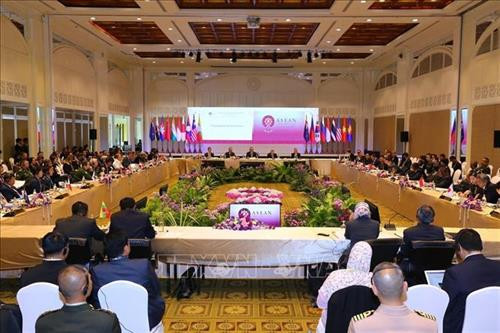 会议场景 图自越通社 会议场景 图自越通社