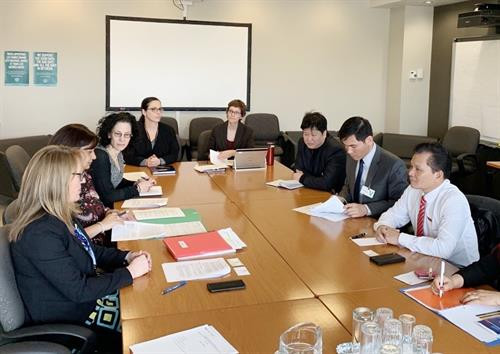 双方分享关于劳务、医疗卫生及性别平等等方面的法律、政策制定经验。图自越通社