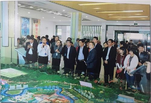 越南党政领导干部在福建省进行考察。（图片来源：越通社）