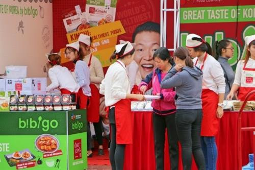2016年越韩饮食与文化节期间的活动。（图片来源：因特网）