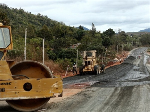 胡志明大道西原路段。(图片来源:因特网) 胡志明大道西原路段。(图片来源:因特网)