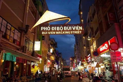胡志明市继续停止美容店、娱乐场所的活动。图自互联网