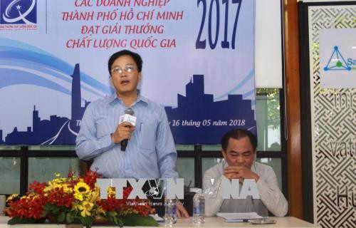 胡志明市科学与技术厅副厅长阮克青发表讲话。（图片来源：越通社）