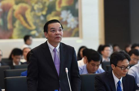 科技部长周玉英回答国会代表的问题。（图片来源：互联网）