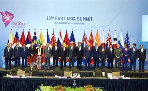出席第十四届东亚峰会的各国领导代表。图自越通社