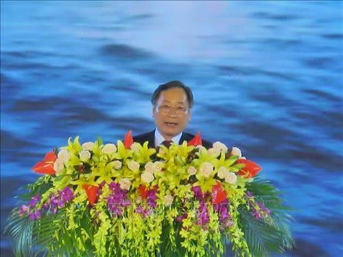 芽庄海洋节组委会副主任阮得才在闭幕式上致辞。图自越通社