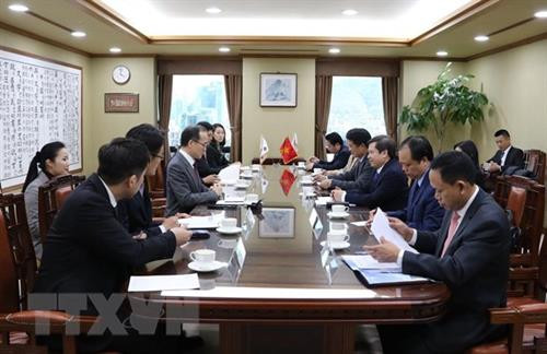 会议全景。图自越通社