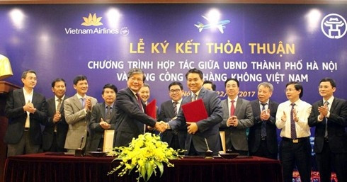 合作备忘录签约仪式。（图片来源：越南之声）