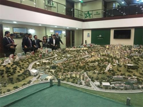 河内市代表团学习借鉴土耳其保护历史工程、古街和将贫民窟重建为社会住房项目的经验。图自因特网