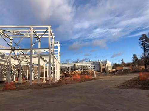 重离子超导同步加速器建设项目。图自:越通社 重离子超导同步加速器建设项目。图自:越通社