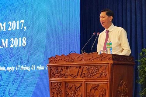 胡志明市人民委员会副主席陈永线在会上发表讲话。（图片来源于互联网）