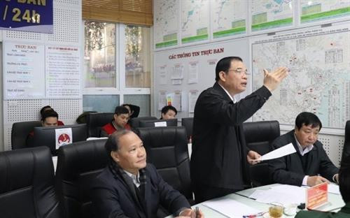 越南农业与农村发展部部长阮春强指导第一号台风防御工作。图自因特网