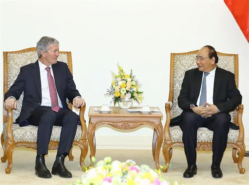 越南政府总理阮春福会见新西兰农业部长达米安•奥康纳 图自越通社