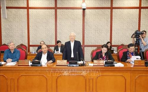 越共中央总书记、国家主席阮富仲在会议上发表讲话。图自越通社