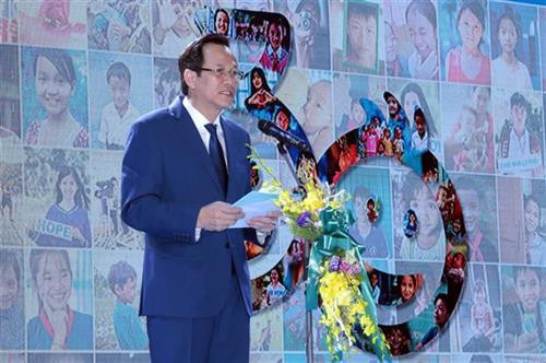 越南劳动荣军与社会部部长陶玉容在纪念典礼上发言。图自越通社 越南劳动荣军与社会部部长陶玉容在纪念典礼上发言。图自越通社