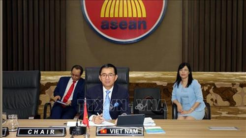 越南驻东盟代表团团长陈德平。图自越通社