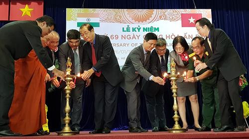印度在胡志明市举行国庆69周年纪念典礼。（图片来源：越通社）