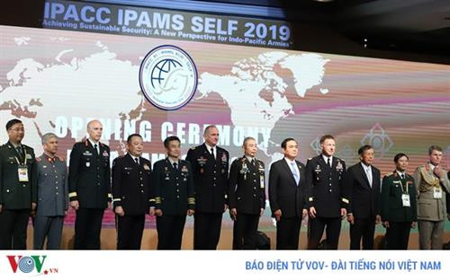 第一届东盟-中国人工智能峰会在中国广西壮族自治区南宁国际会展中心举行。图自越南之声