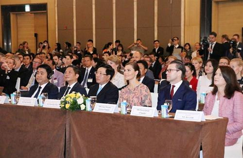 参会代表。图自越通社 参会代表。图自越通社