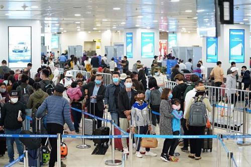 越南外交部提醒公民减少不必要出行 图自越通社