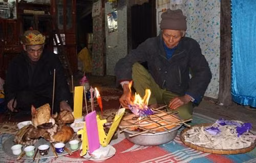曹师办理祝寿礼义。