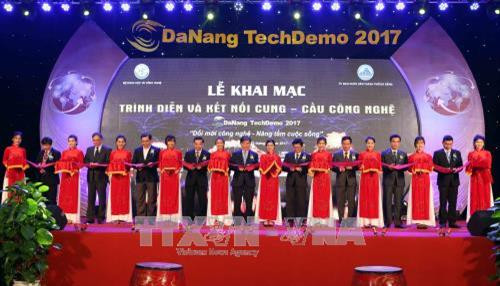 2017年技术展示与供需对接活动开幕式(图片来源:越通社) 2017年技术展示与供需对接活动开幕式(图片来源:越通社)