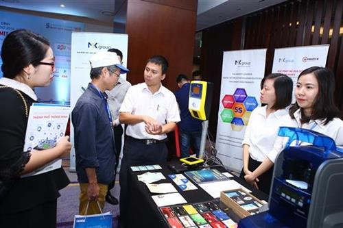 会议期间举行的展览会。图自越通社