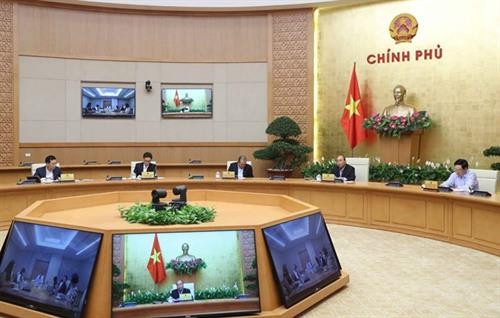 阮春福总理主持新冠肺炎疫情防控工作会议 图自越通社 阮春福总理主持新冠肺炎疫情防控工作会议 图自越通社
