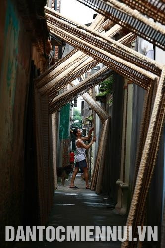 土河村一个小仓。记者 黄眉 摄