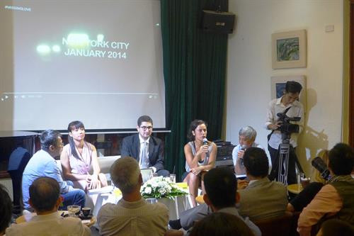 座谈会场景。（图片来源：http://thoidai.com.vn）