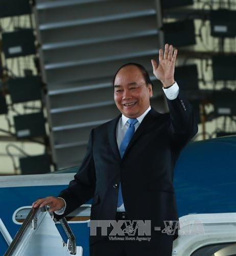 越南政府总理阮春福抵达纽约约翰·菲茨杰拉德·肯尼迪国际机场。越通社记者统一 摄