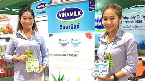 越南最大乳制品企业Vinamilk在泰国推介产品。图自因特网
