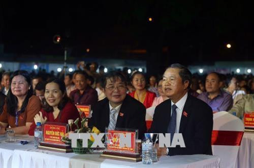 越南国会副主席杜伯巳出席2018年第五次羊蹄甲花节开幕式。越通社记者 潘俊英 摄 越南国会副主席杜伯巳出席2018年第五次羊蹄甲花节开幕式。越通社记者 潘俊英 摄