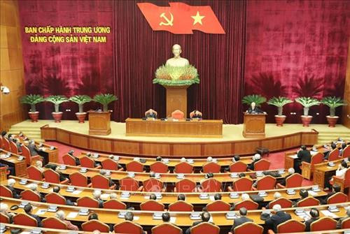 越共中央政治局举行原党和国家高层领导新春见面会。图自越通社