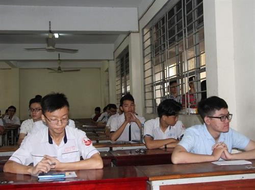 资料图:2018年国家高中毕业和大学入学统一考试场景。(图片来源:越通社) 资料图:2018年国家高中毕业和大学入学统一考试场景。(图片来源:越通社)