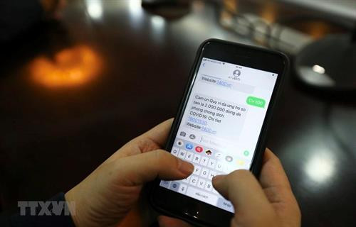 手机短信捐赠平台1407捐款超过1260亿越盾。图自越通社