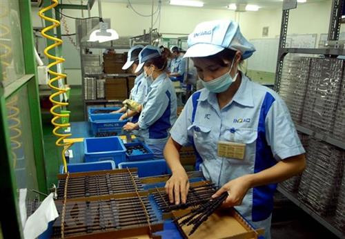 春节期间全国进出口总额达10多亿美元。图自越通社 春节期间全国进出口总额达10多亿美元。图自越通社