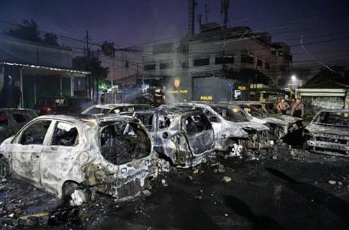 印度尼西亚大选结果公布后，在该国部分地区特别是首都雅加达引发了骚乱，给经营活动造成严重损失，损失资金达7.5到11亿美元。图自互联网